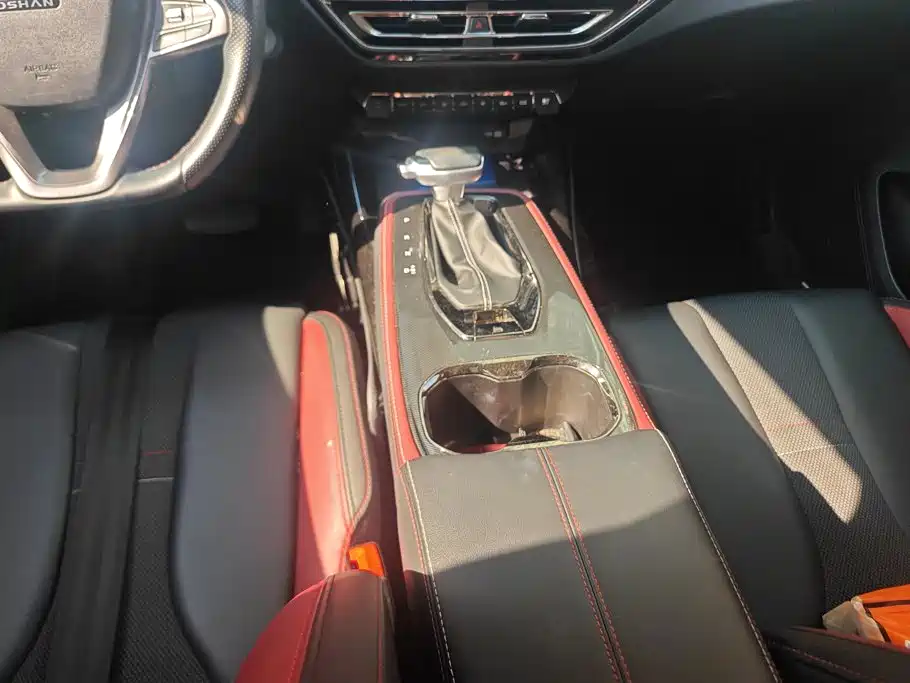 Фото 16 - Changan Oshan Changan Oushang X5