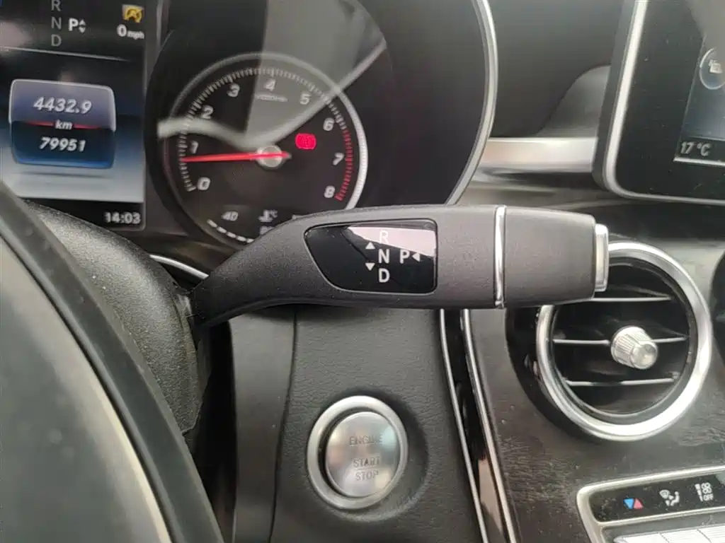 Mercedes-Benz C-Class 2016 C 200 L Sport фото 11