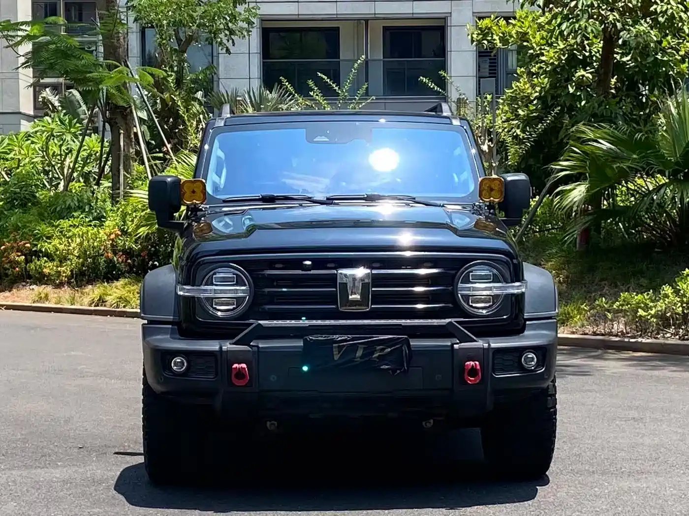 TANK 300