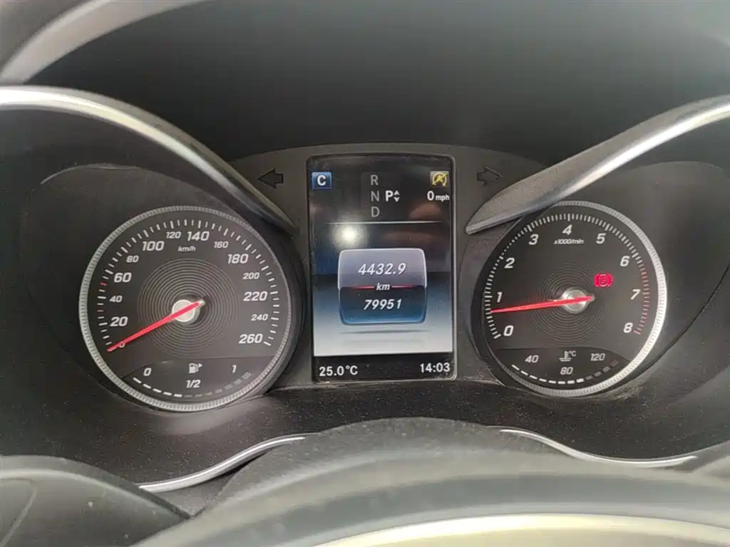 Mercedes-Benz C-Class 2016 C 200 L Sport фото 8