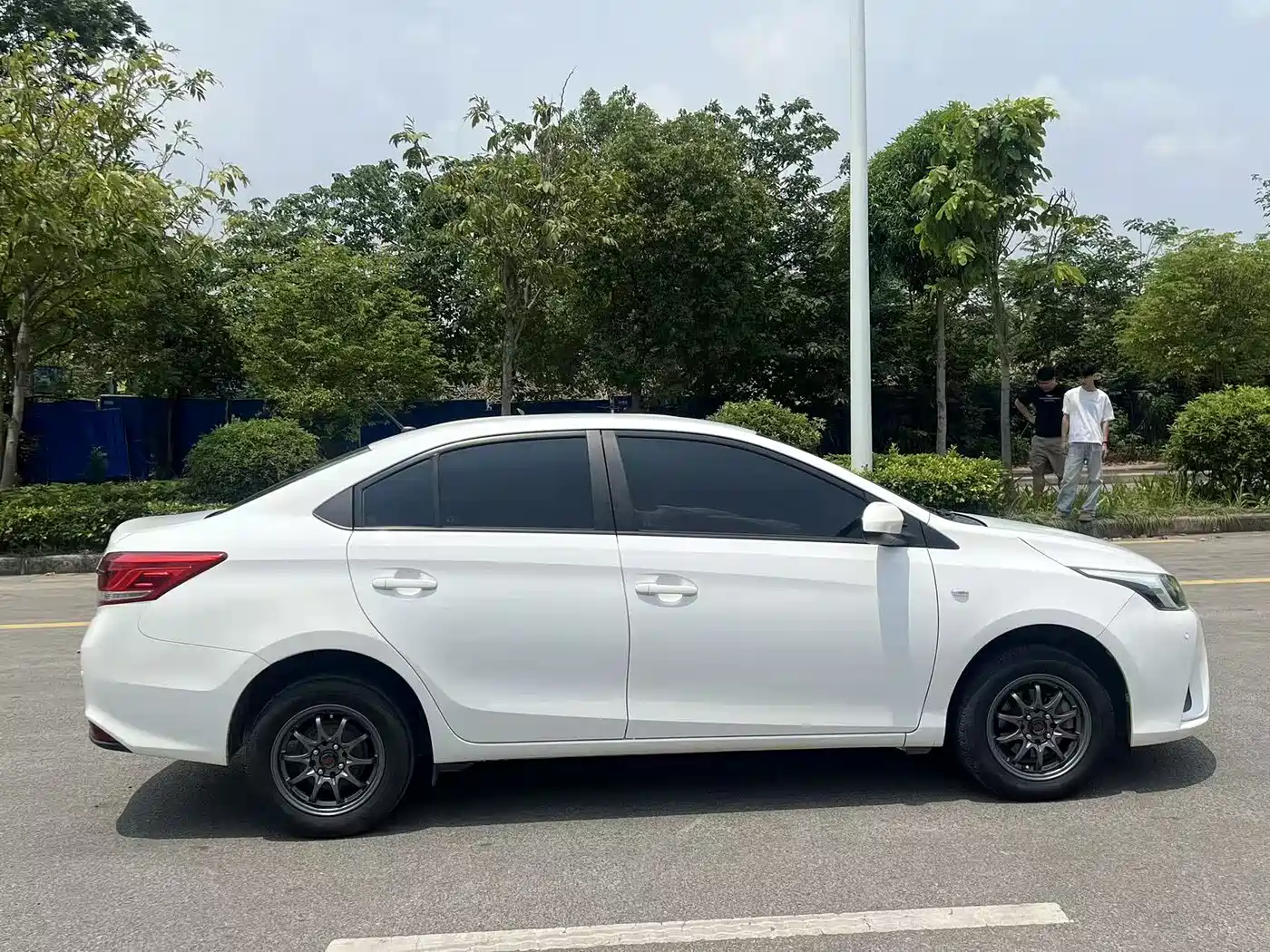 Toyota YARiS L Zhi Xiang 2017 1.3E Manual Charming Edition фото 8