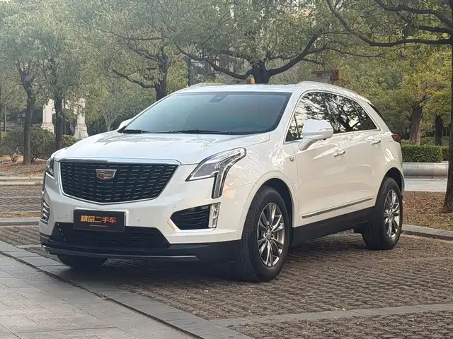 CADILLAC XT5