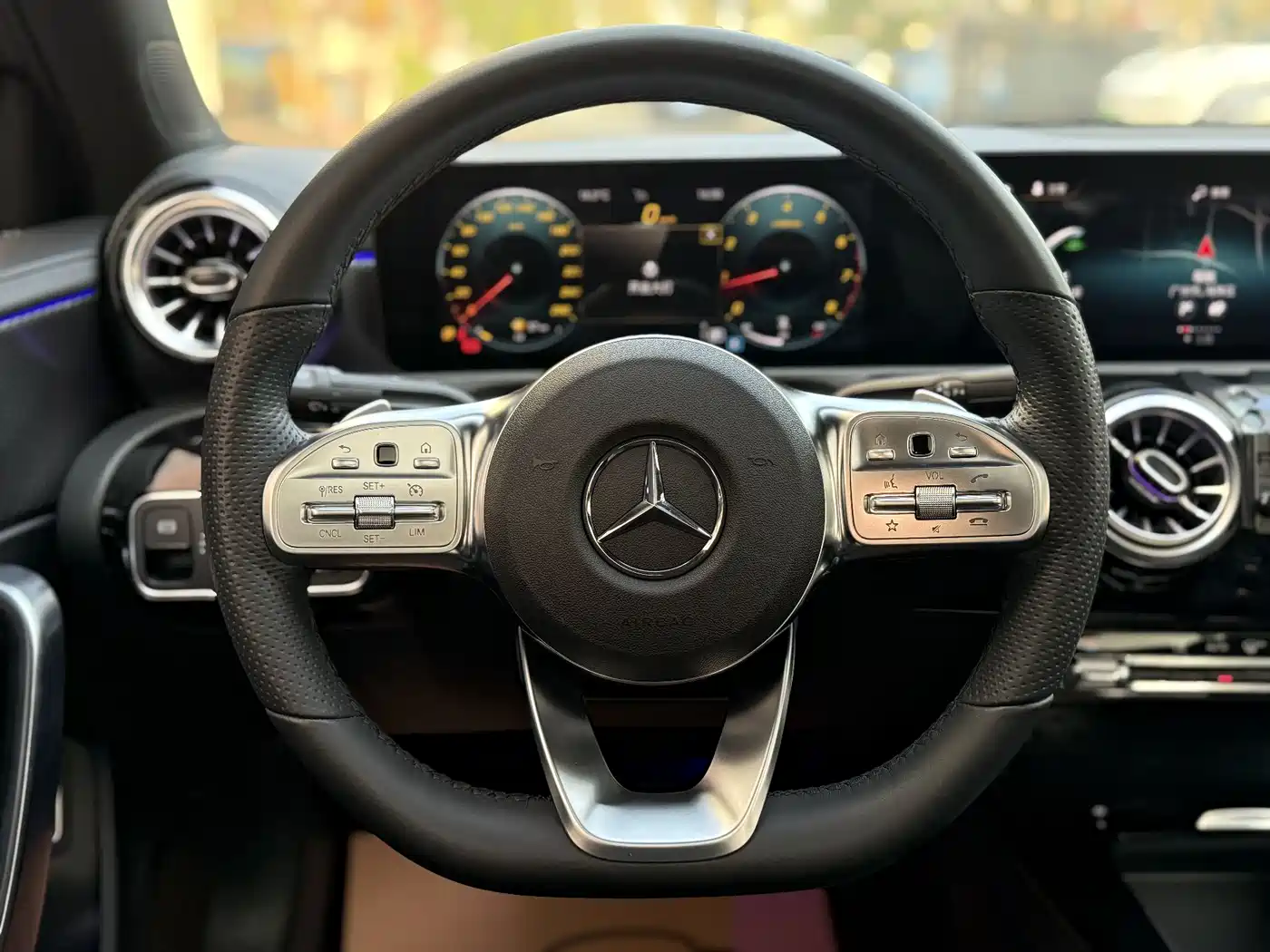 Mercedes-Benz A-Class 2021 A 200 L Sport Sedan Fashion Edition фото 10