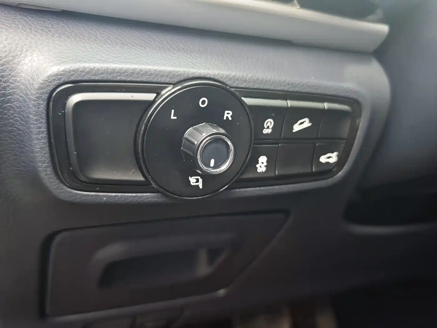 GAC Trumpchi Trumpchi M8 2021 Leading Show Series 390T Premium Edition фото 30
