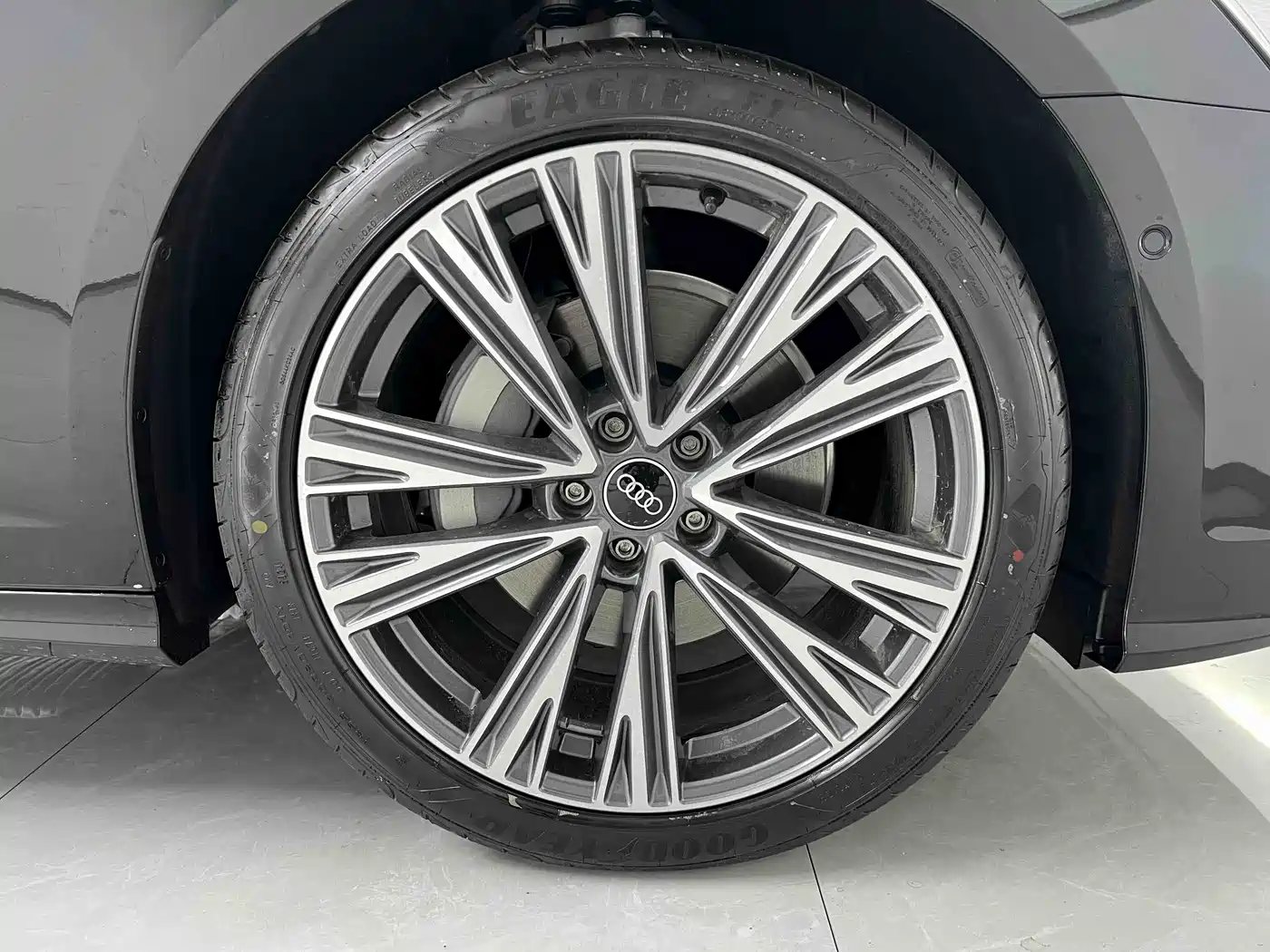 Audi A6L 2026 Model Year 45 TFSI Premium Dynamic фото 6
