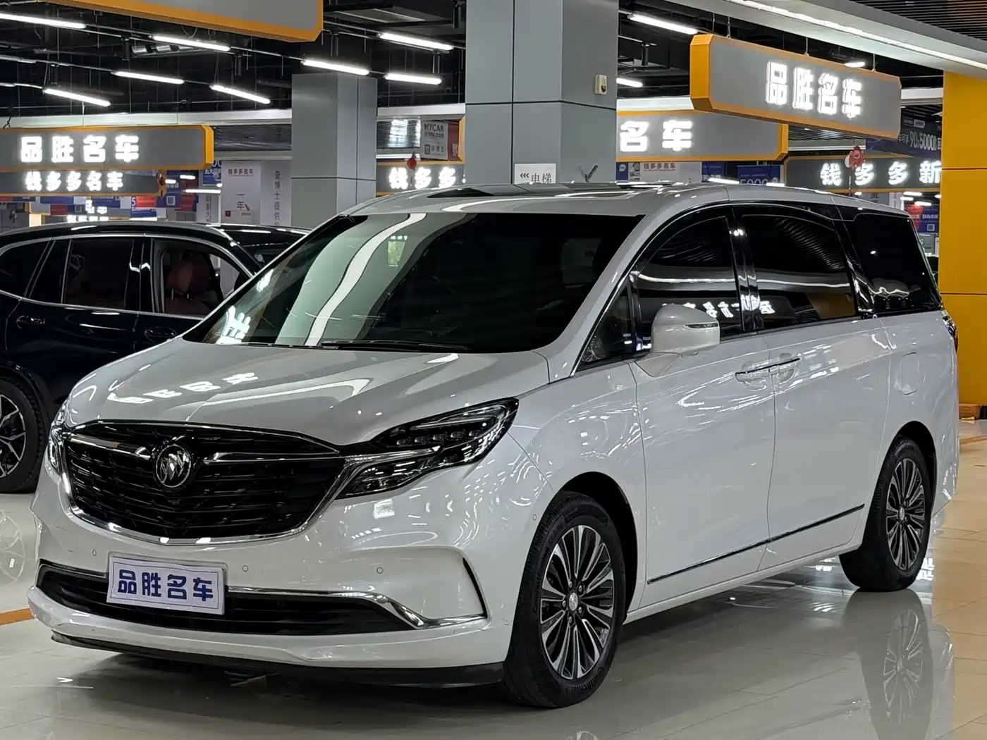 Buick GL8 2021 ES Landlord 653T Flagship