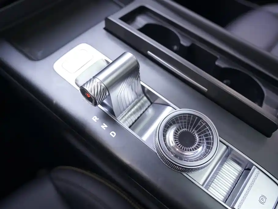 BAIC ORV Beijing Off-Road BJ30 2024 1.5T Magic Core E-Drive Standard Edition фото 8