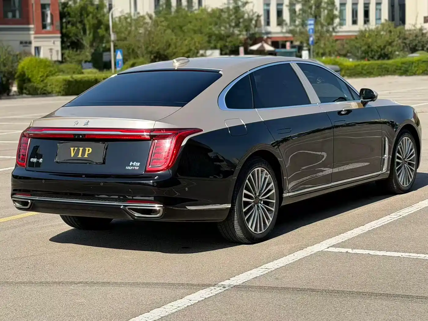 Hongqi H9 2020 2020 2.0T Smart Connection Qi Chang Edition