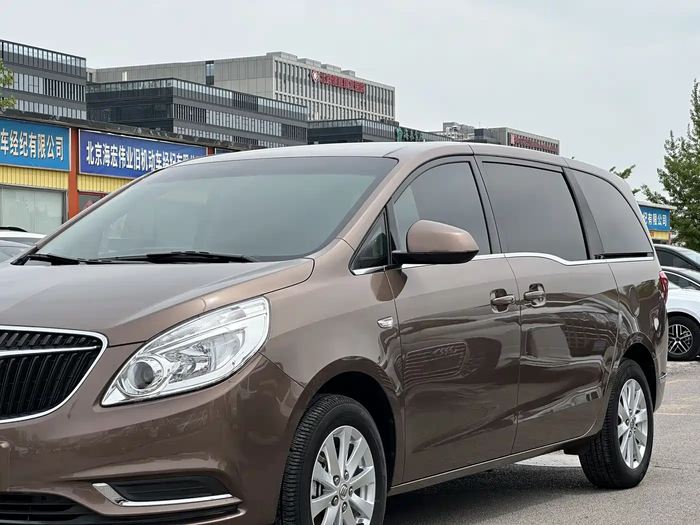 Buick GL8 2018 28T Comfort China VI фото 7