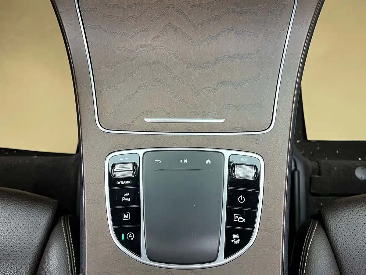 Mercedes-Benz GLC 2022 GLC 300 L 4MATIC Dynamic Collector's Edition фото 13