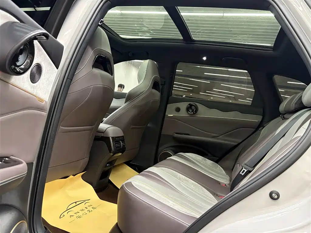 BYD Frigate 07 2023 DM-i 100KM Flagship фото 16