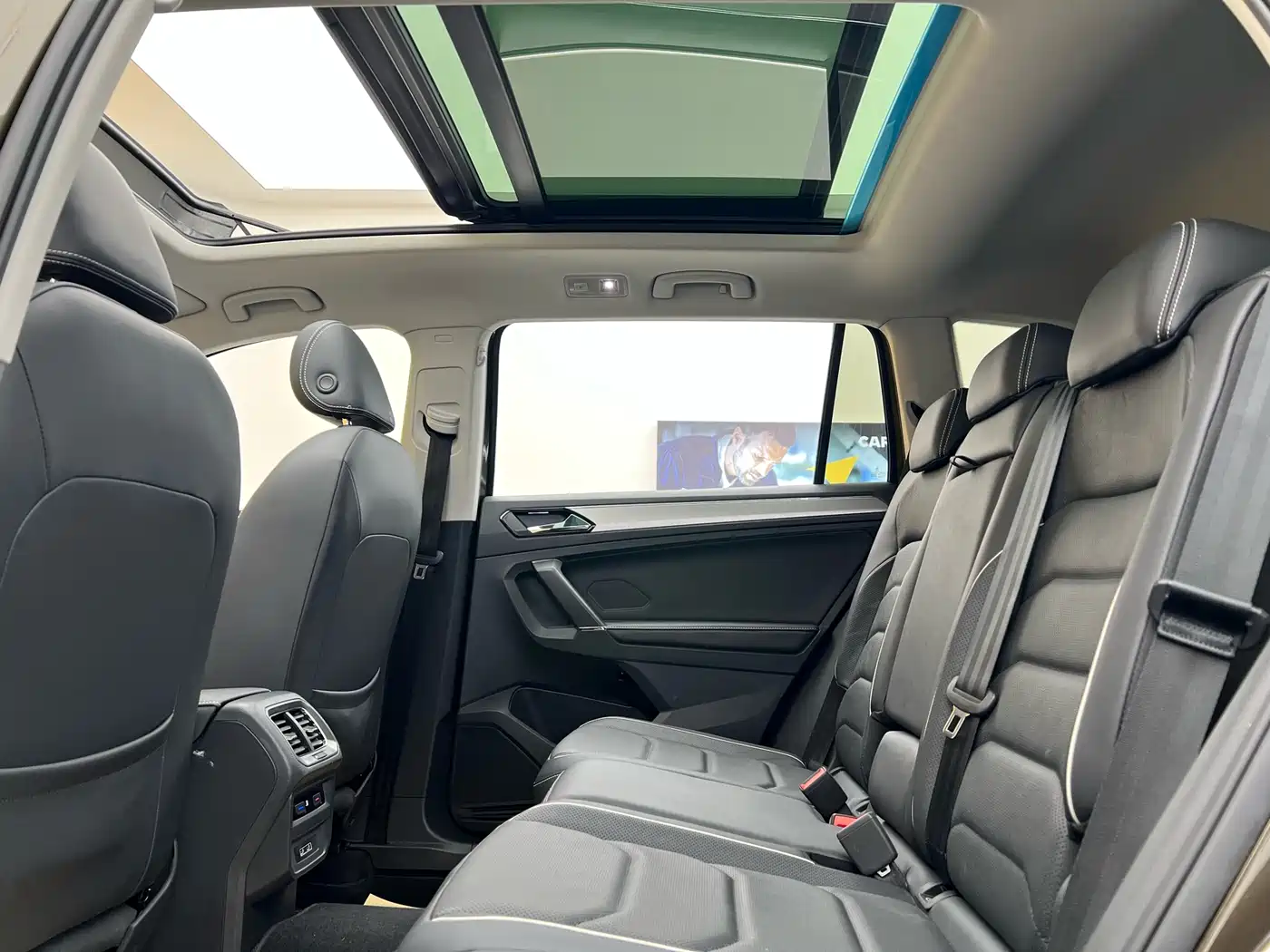 Volkswagen Tiguan L 2017 330TSI Automatic 2WD Flagship Edition фото 26
