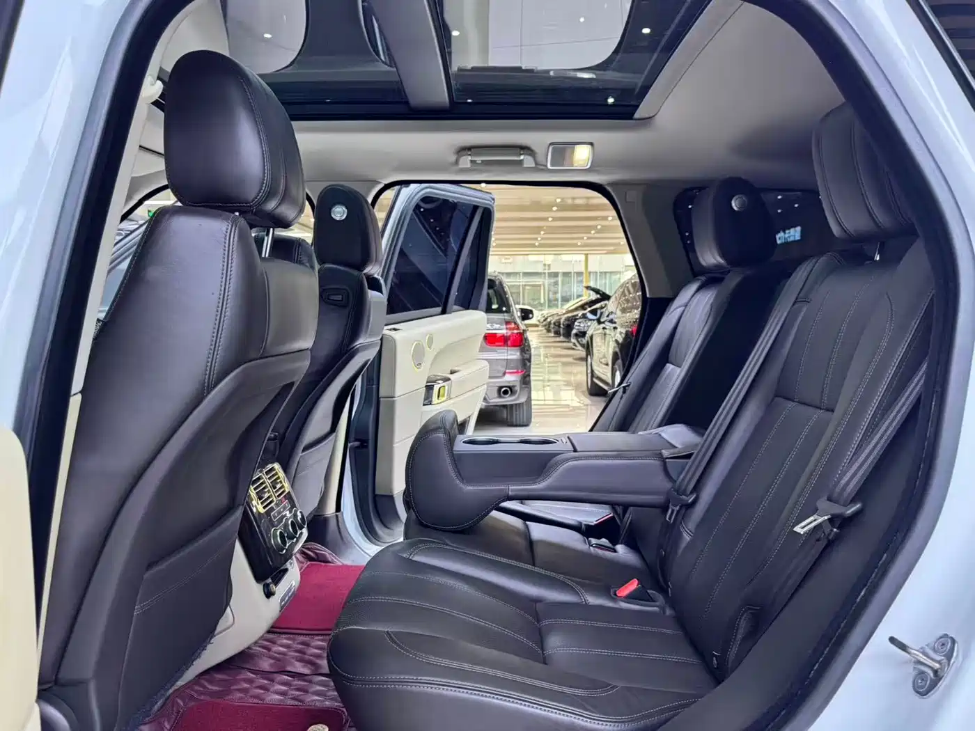 Land Rover Range Rover 2014 3.0 SC V6 Vogue фото 12