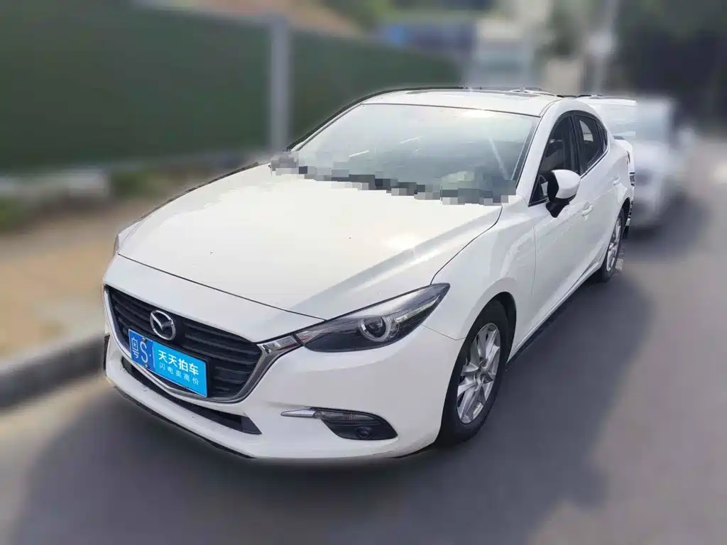 Mazda 3 Axela 2017 Sedan 1.5L Automatic Luxury China V