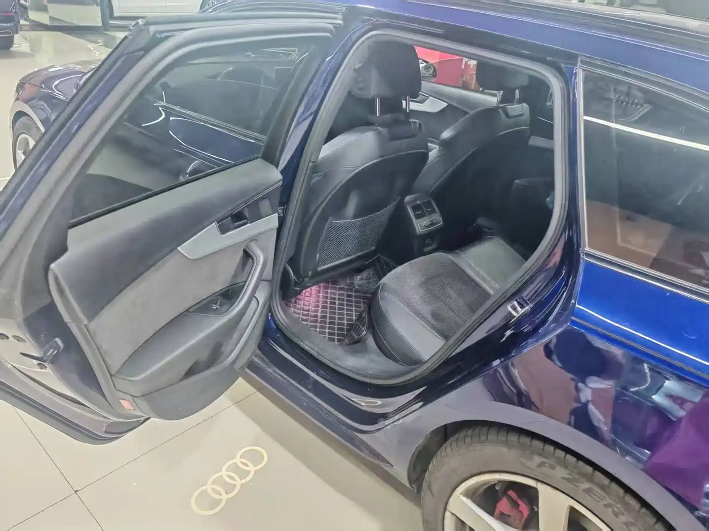 Audi A4 (Import) 2020 Avant Pioneer 40 TFSI Luxury Sport фото 4