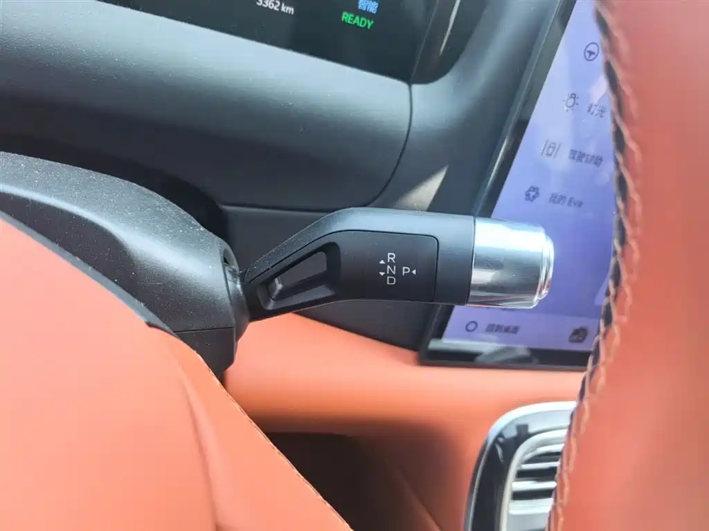 Geely Galaxy Galaxy M9 2025 Base Model фото 21
