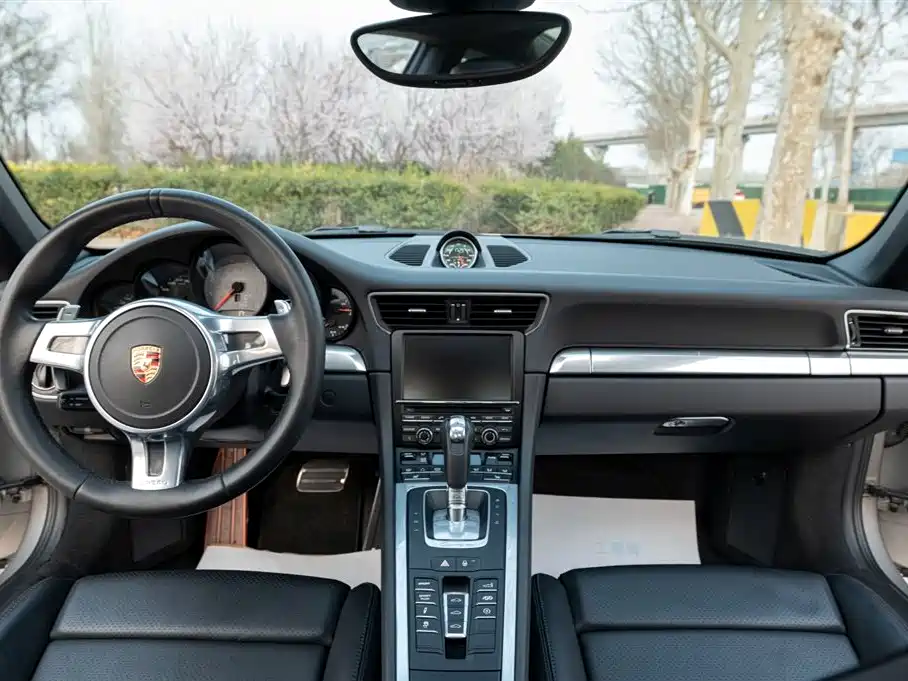 Porsche 911 2012 Carrera S 3.8L фото 19