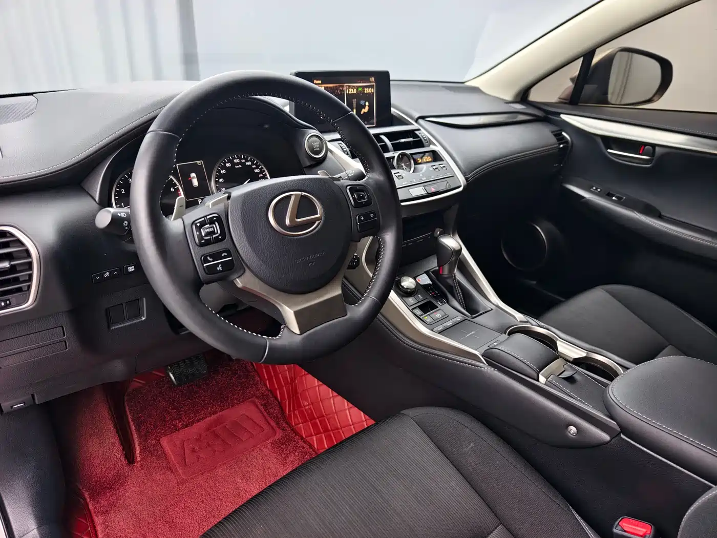 Lexus NX 2020 200 FWD Sharp Edition China V фото 9
