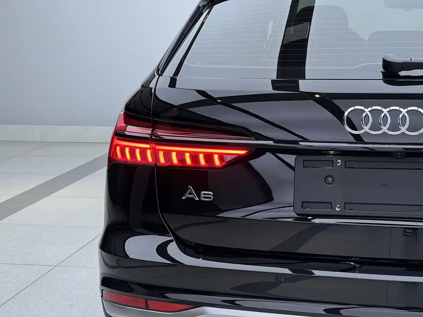 Audi A6 (Import) 2021 allroad quattro Explorer 55 TFSI Premium Off-road фото 6