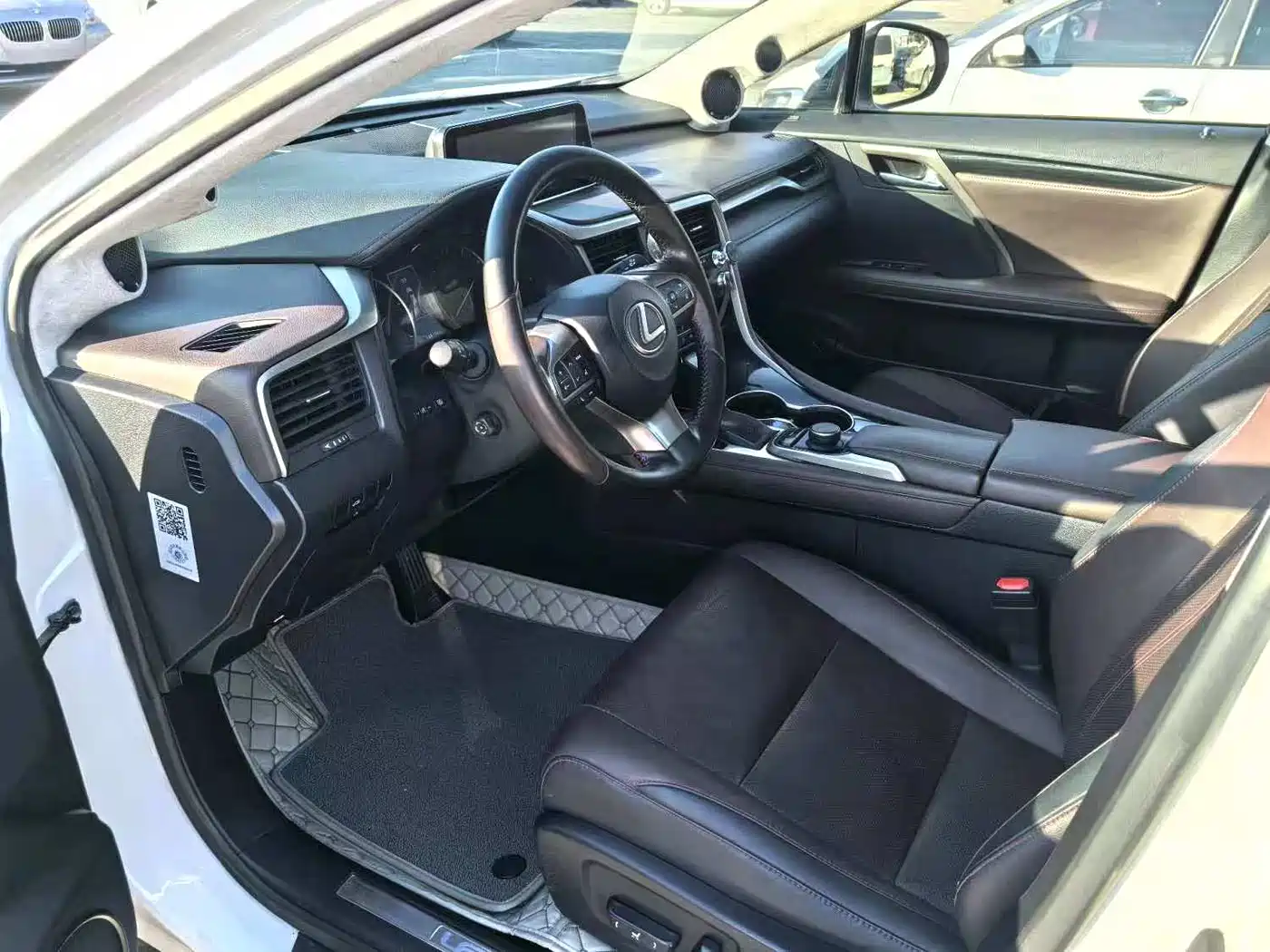Lexus RX 2016 300 4WD Elegance Edition (China V) фото 4
