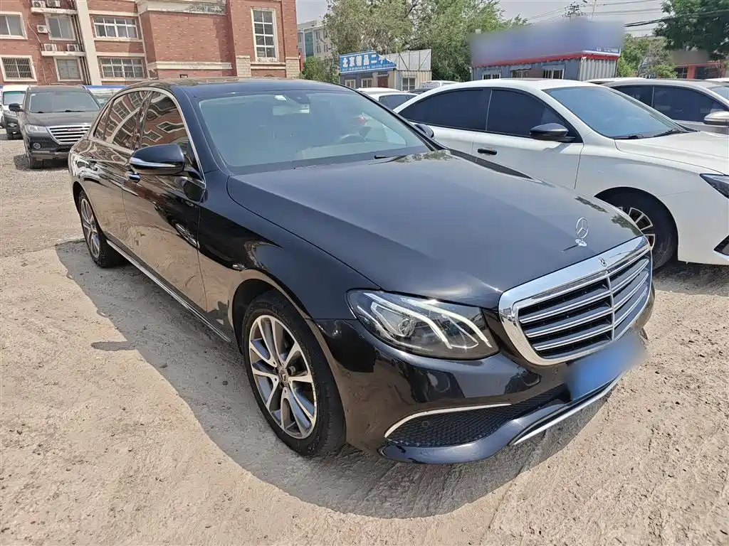 Mercedes-Benz E-Class 2019 E 200 L фото 4