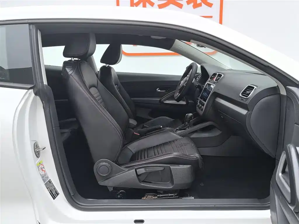 Volkswagen Scirocco 2014 1.4TSI Racing Edition фото 23