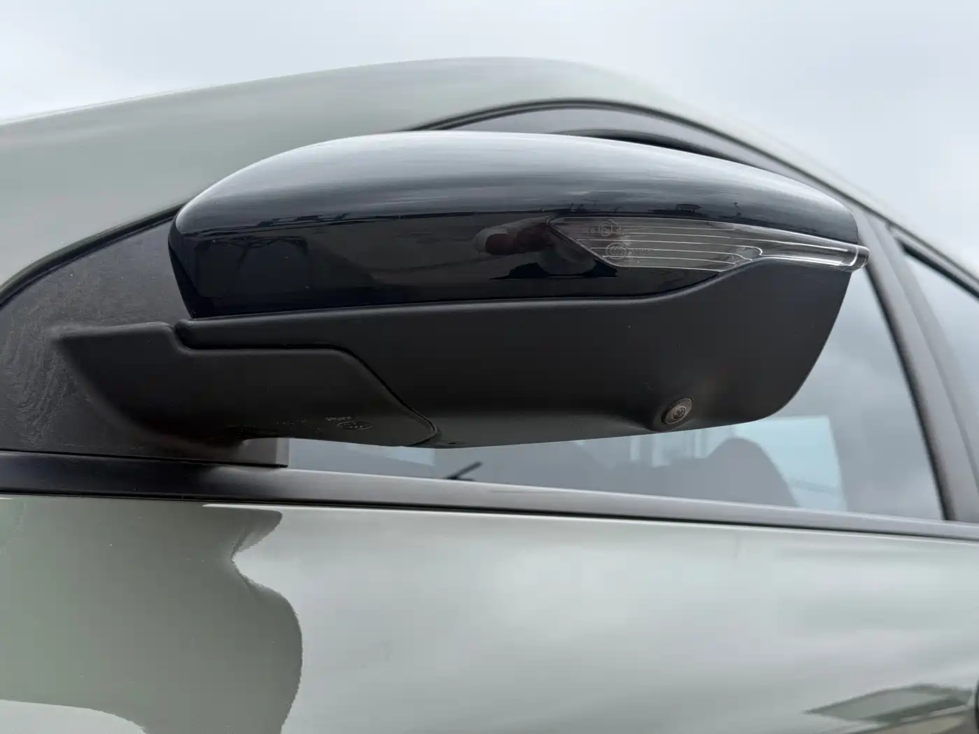 GEELY AUTOMOBILE BINRUI