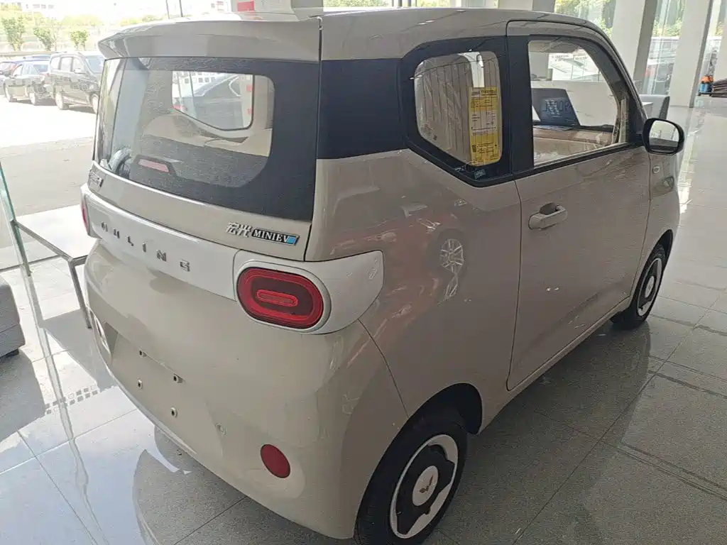 Wuling Motors Hongguang MINIEV 2026 2024 3rd Generation 215km Youth Edition