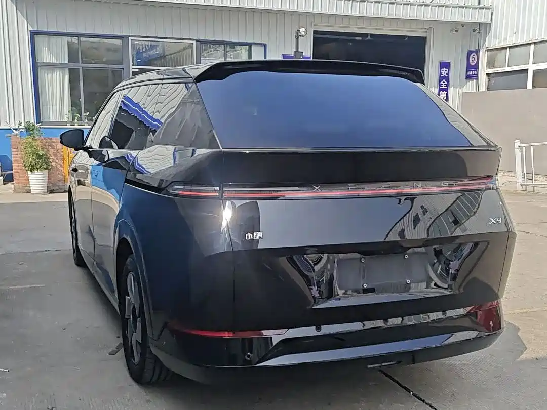 XIAOPENG X9