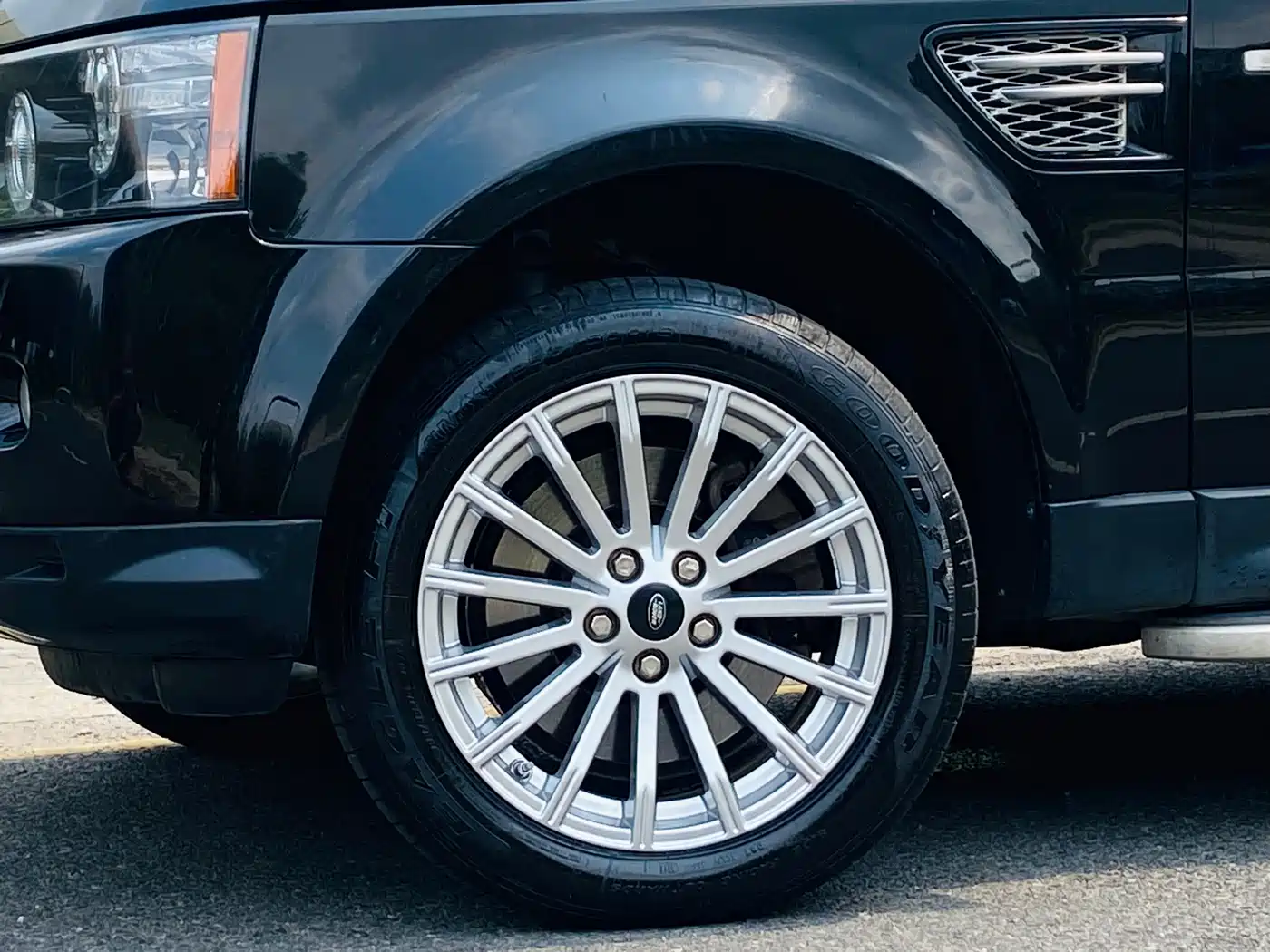 Land Rover Range Rover Sport 2013 3.0 TDV6 Diesel фото 8