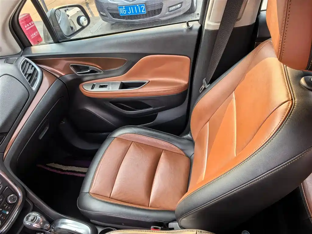 Фото 13 - Buick Encore