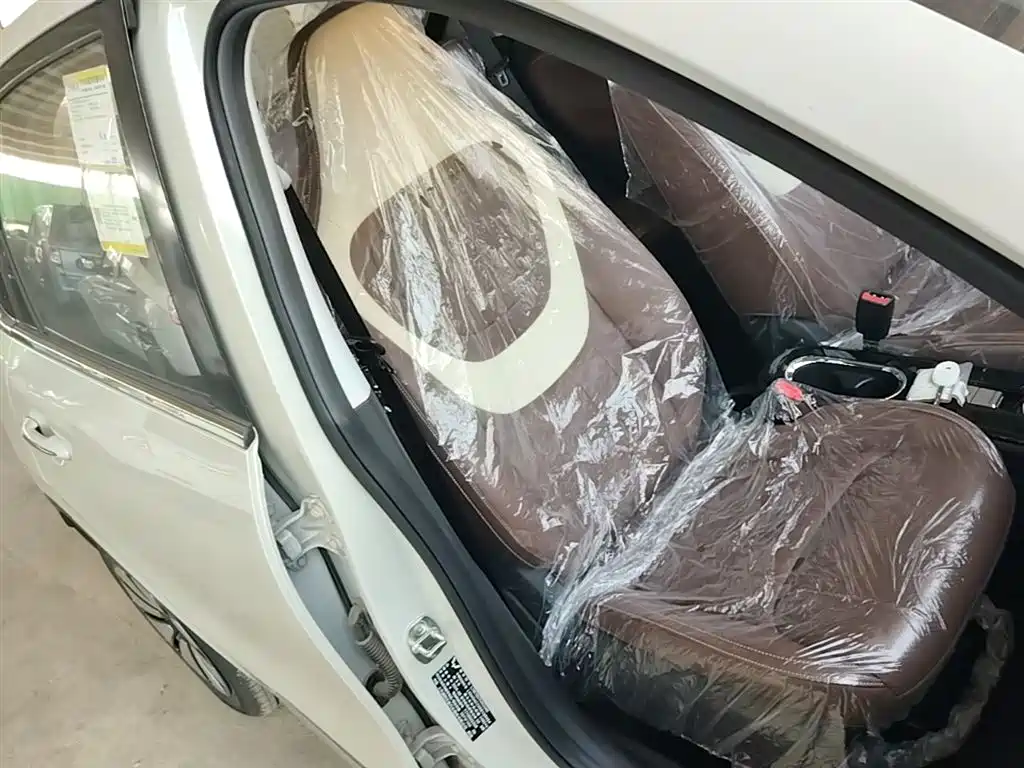 Фото 25 - Wuling Motors Wuling Bingo