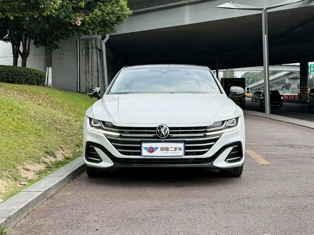 Volkswagen FAW-Volkswagen CC 2021 380TSI Eye-catching Edition фото 2