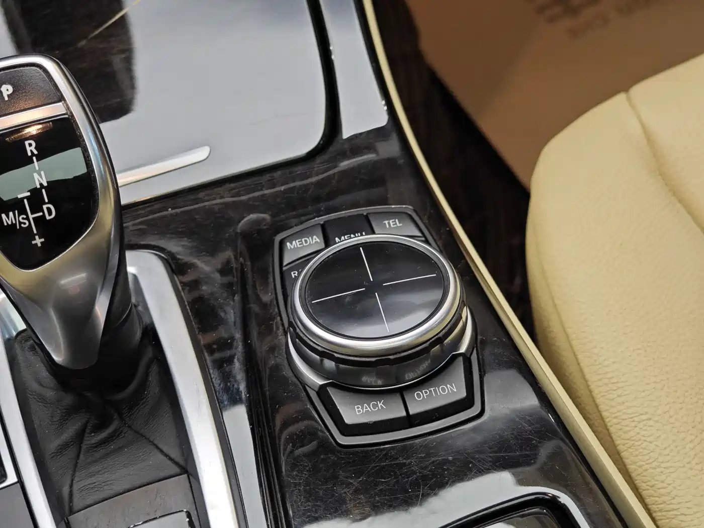 BMW 5 Series (Import) 2013 535i Leading Sport фото 20