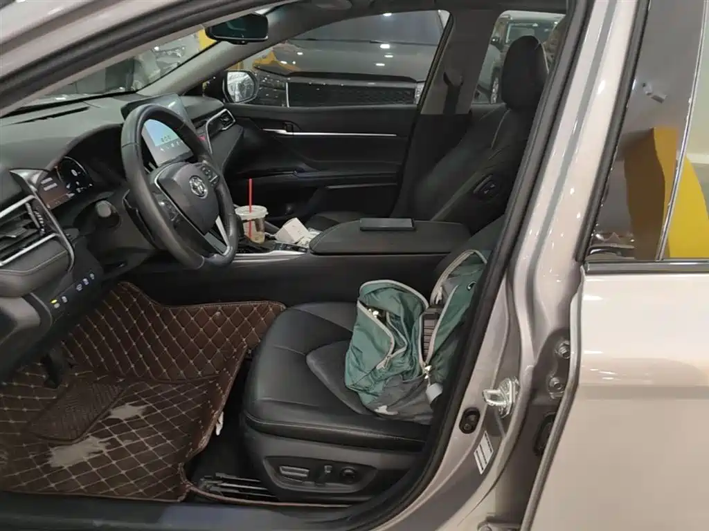 Toyota Camry 2021 2.5S Feng Shang Edition фото 15