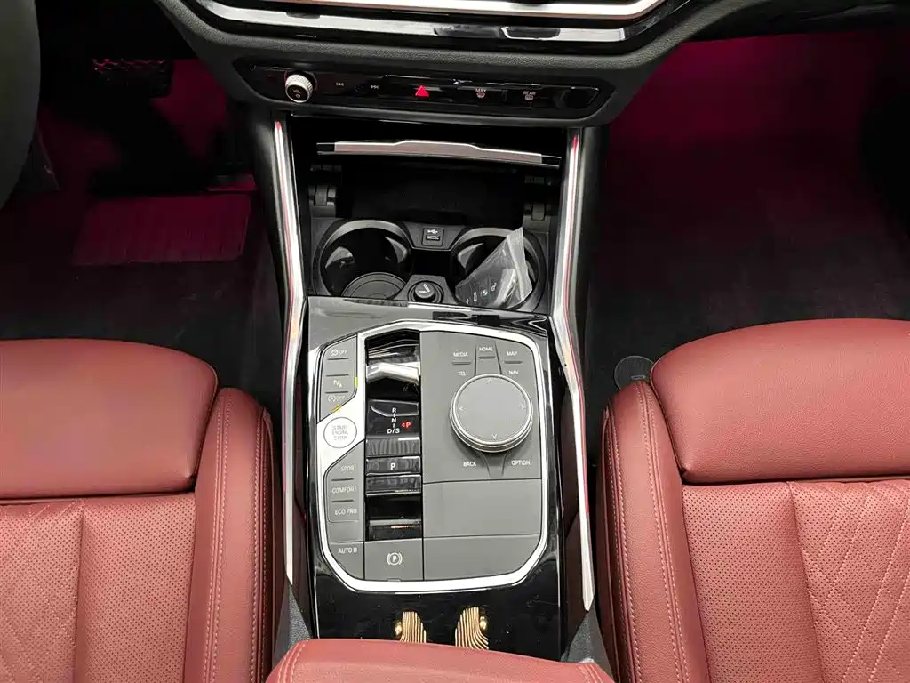 BMW 3 Series 2023 320Li M Sport Package фото 5