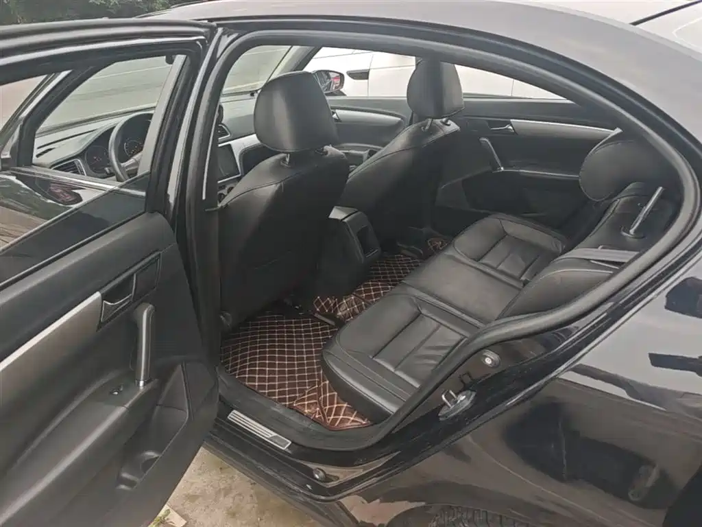Volkswagen Lavida 2013 Facelift Classic 1.6L Automatic Comfort фото 17