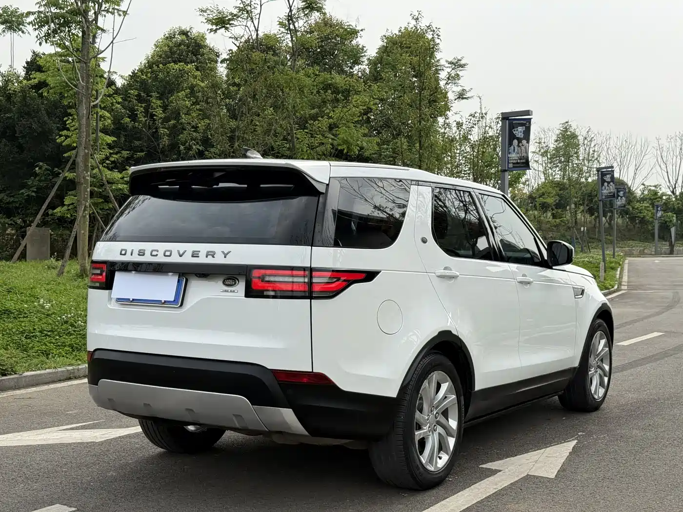 Land Rover Discovery 2018 3.0 SC V6 HSE фото 11