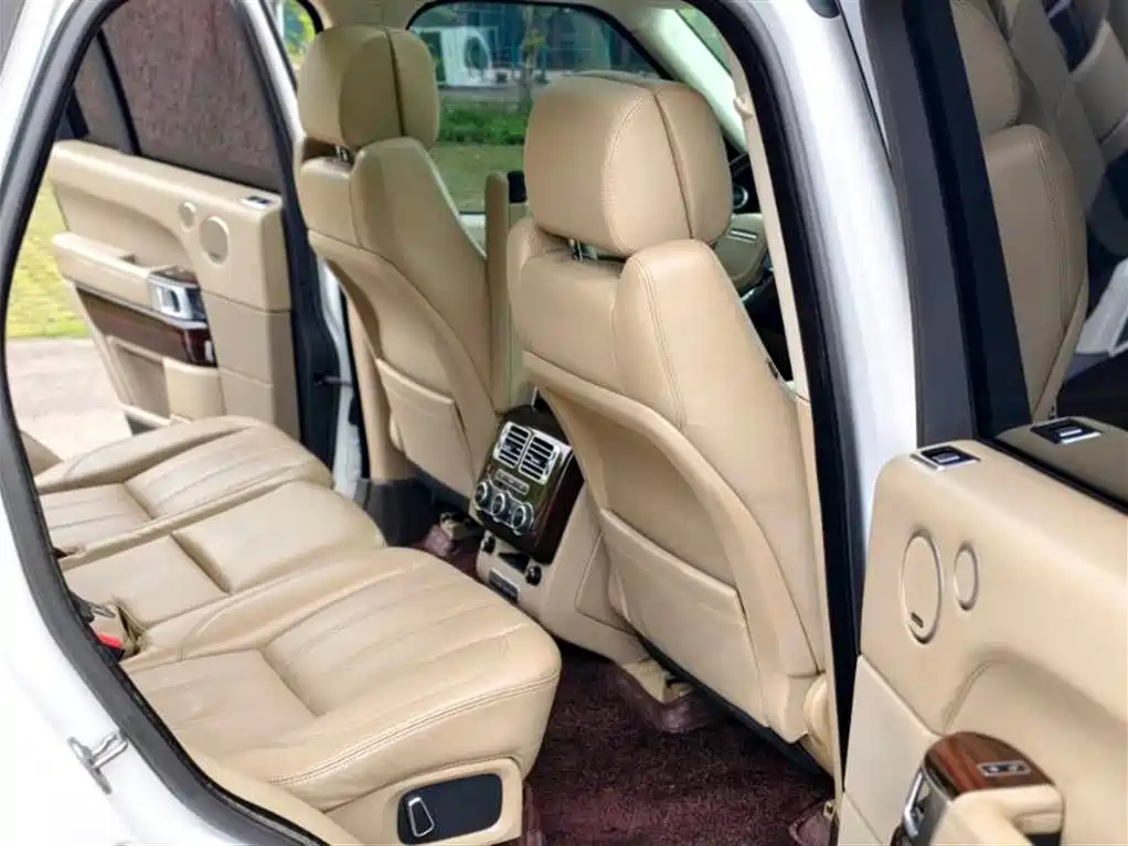 Land Rover Range Rover 2014 3.0 SC V6 Vogue фото 9