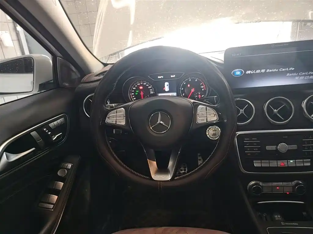 Mercedes-Benz GLA 2018 GLA 200 Fashion фото 11