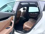 Photo 15 - Maserati Levante