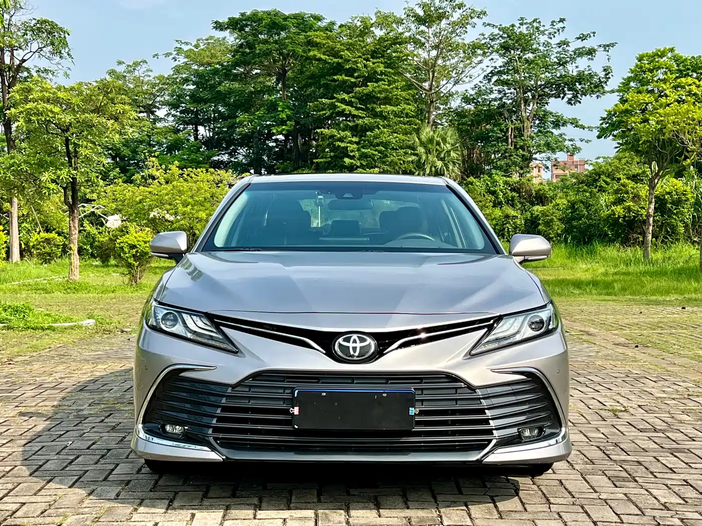 Toyota Camry 2021 2.0G Luxury Edition фото 2