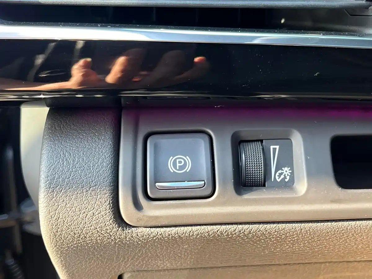 Cadillac CT6 2019 28T Leading Sport Model фото 35