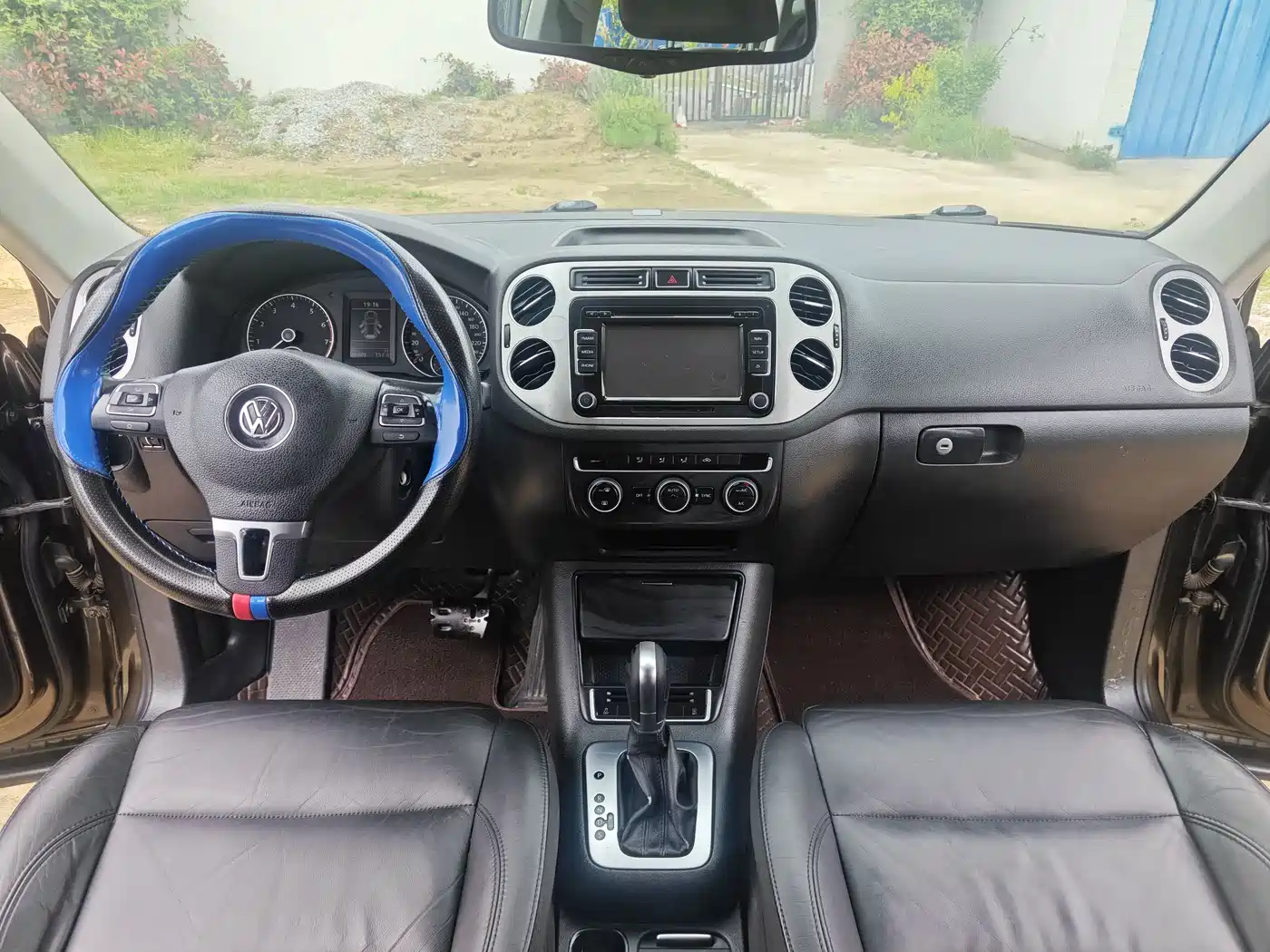 Volkswagen Tiguan 2015 1.8TSI Automatic 2WD Comfortline фото 2