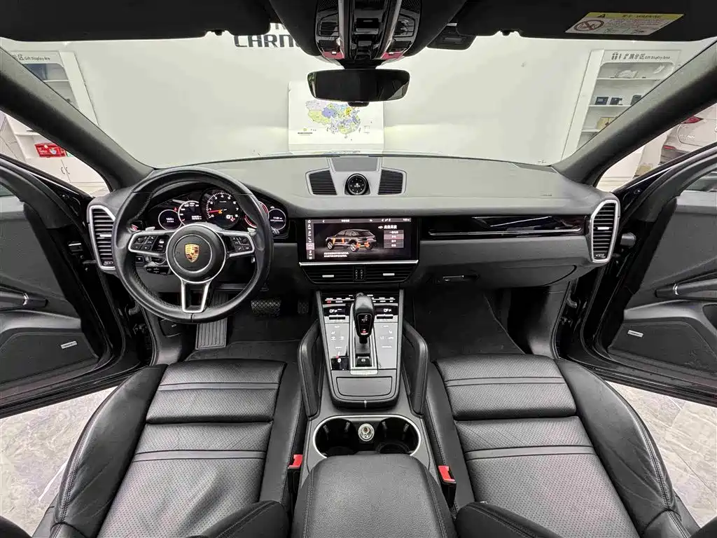 Porsche Cayenne 2019 Cayenne 3.0T фото 9