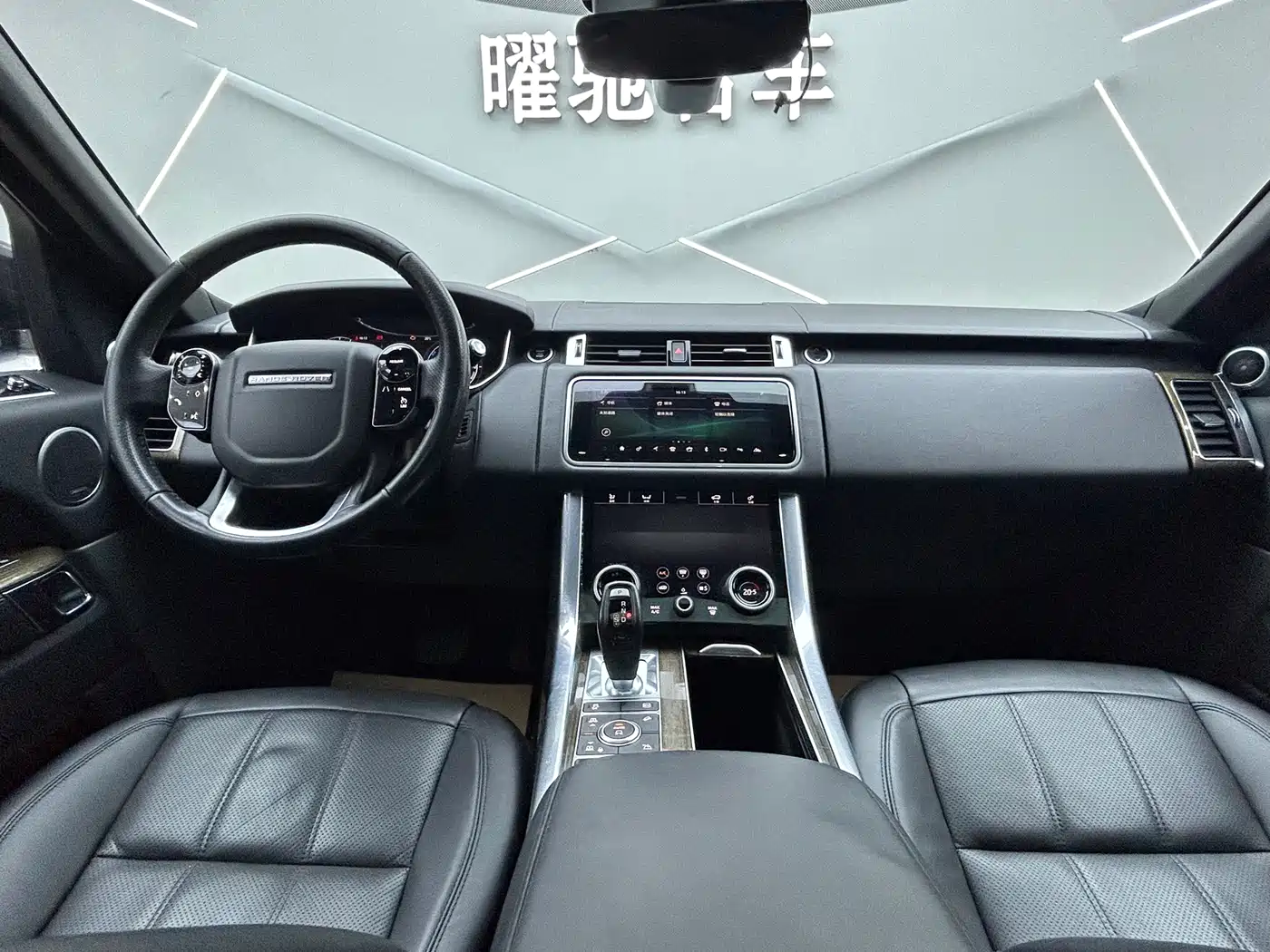 Land Rover Range Rover Sport PHEV 2018 Model P400e фото 10