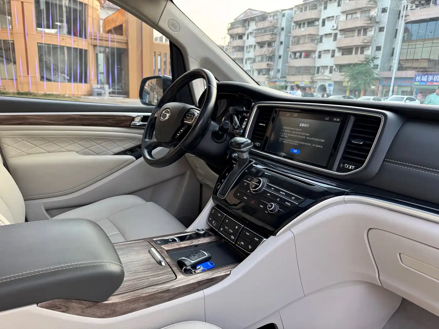 GAC Trumpchi Trumpchi M8 2018 320T Premium Edition фото 13