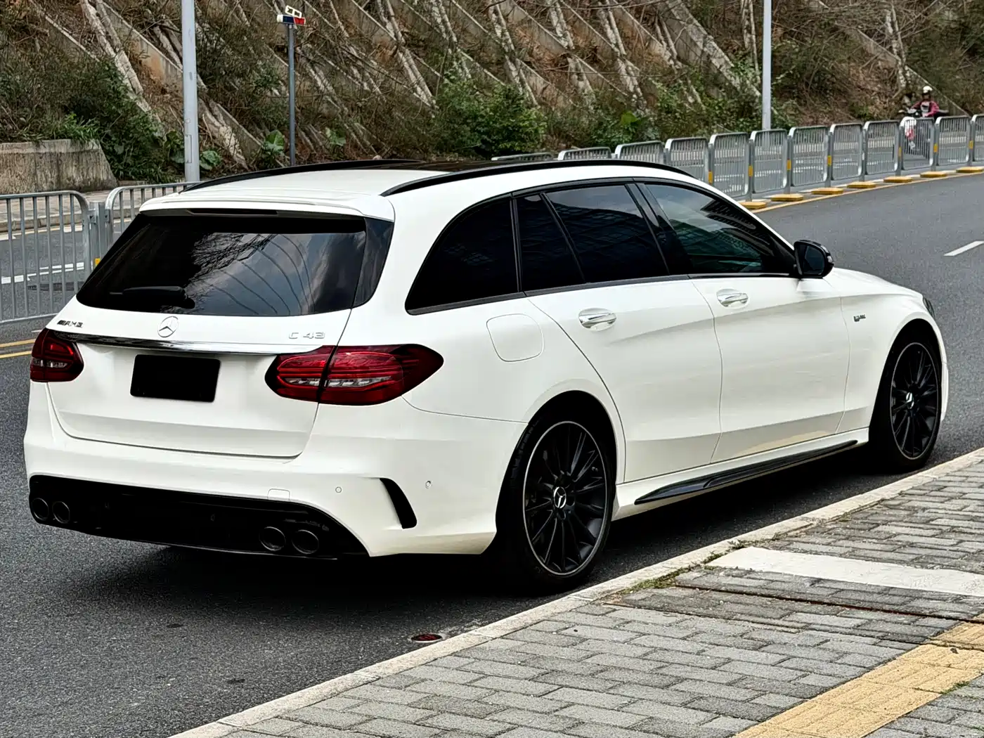 Mercedes-Benz C-Class AMG 2019 AMG C 43 4MATIC Estate Special Edition фото 5