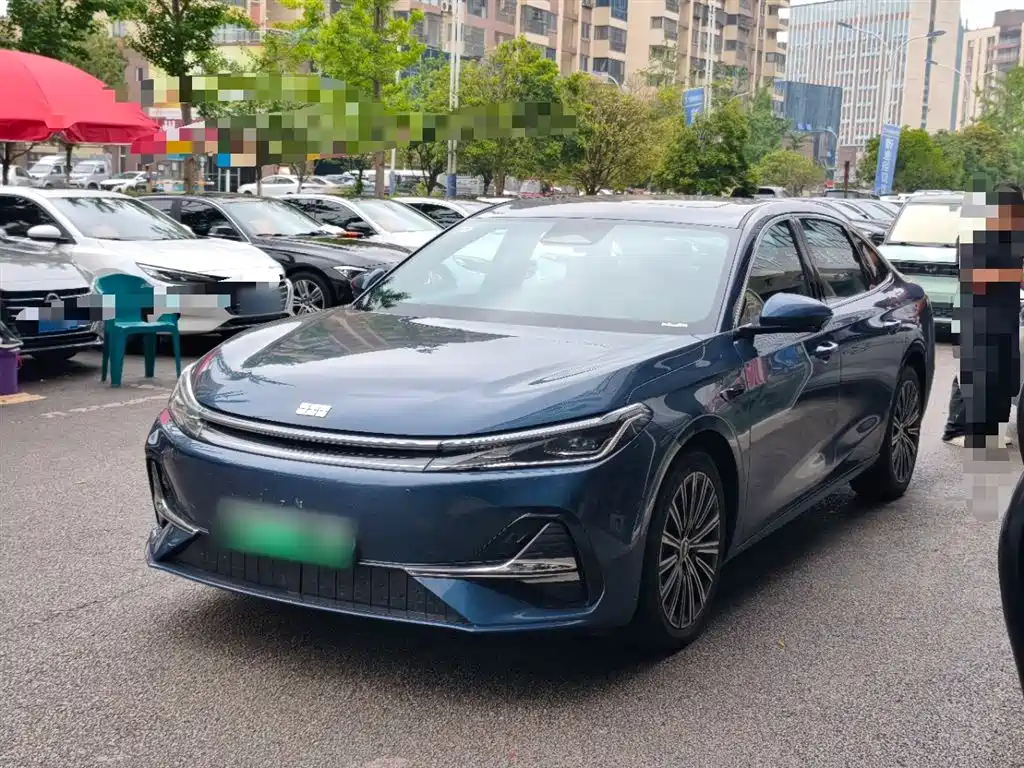Geely Galaxy Galaxy A7 2025 EM-i