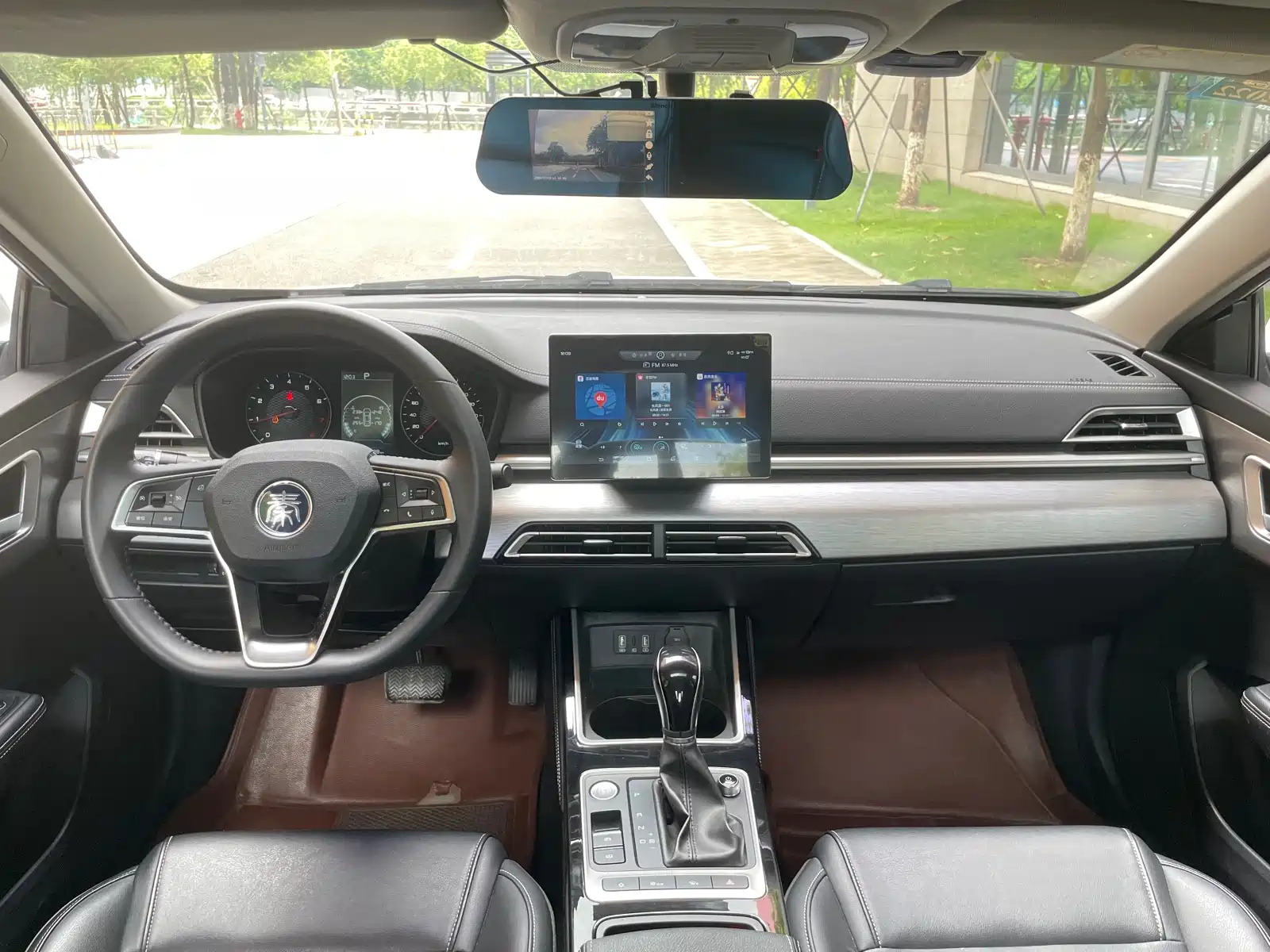 Фото 8 - BYD Qin
